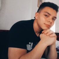 Jua_nexxx's Offline Chat Room