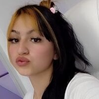 lucycherry__ model avatar