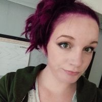 hazel_moon78's Offline Chat Room