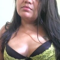 Carina_2002's Offline Chat Room