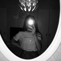 Lia_lexis' Offline Chat Room