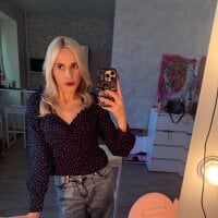 LinaGoodG webcam model