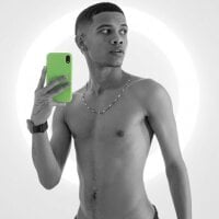 Romancartier_1 webcam model