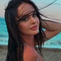 DinaTasty webcam model