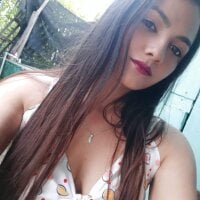 Nahiaraevans fully nude on webcam for live porn video chat