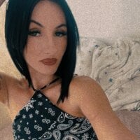 lisa_annx18's Offline Chat Room