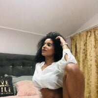Phòng Chat Ngoại tuyến Angelinaa_black