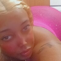 cherryblast30's Offline Chat Room