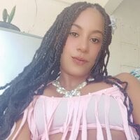 MariaJoseKm webcam model