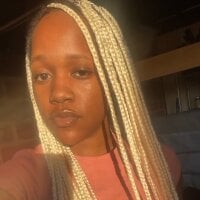 submissiveslut8's Offline Chat Room