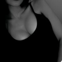 Aradhna_08 webcam model