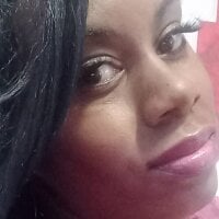 nialuxe webcam model