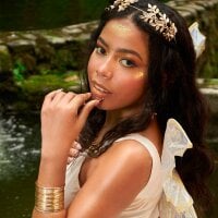 Tyra_Kane webcam model