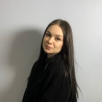 MilaMooref Adlı Modelin Çevrimdışı Sohbet Odası