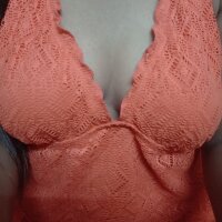Shalini_105 fully nude on webcam for live porn video chat
