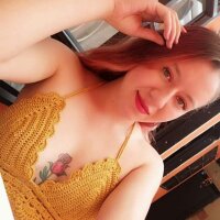 Salome-17 fully nude on webcam for live porn video chat