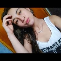 AlexandroAndCloe's Offline Chat Room