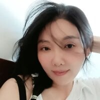 xiiuuff18 webcam model