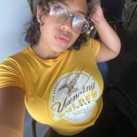 lilahshows' Offline Chat Room