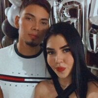 HallyAndNoah Adlı Modelin Çevrimdışı Sohbet Odası