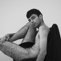 AronWilde model avatar