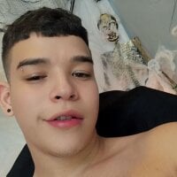 alex_boyy webcam