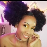 Therainqueen@xh webcam