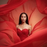 PeachyLuxe webcam model