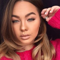 غرفة دردشة Lally_Adele دون اتصال