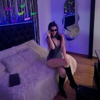 pinky_f00x webcam model