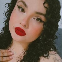 LolaGutierrez_'s Offline Chat Room