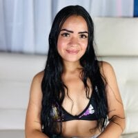 TrixieRaim webcam model