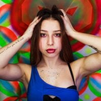 Liana_Larson offline chatrum