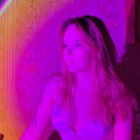 JulianaBroady офлайн чат стая