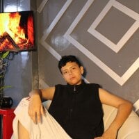 lunabustygirl webcam model