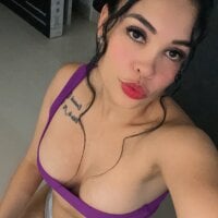 FOX_LATINA webcam model
