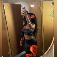 Модель kinkyandsavage