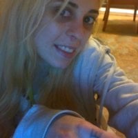 babigal088's Offline Chat Room