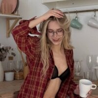 BeatrixCharton model avatar