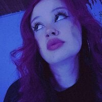 Daniela_pink1's Offline Chat Room