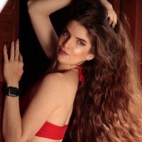 Alahia_skyy webcam model