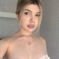 _Mia_Dolly webcam model