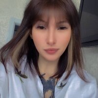 Magsie_Nikky's Offline Chat Room