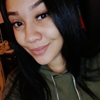 Sassy_Mila69's Offline Chat Room