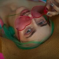 coraline_meow webcam model