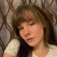 FantasyRose223's Offline Chat Room