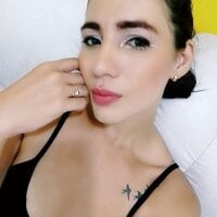 pamela-dirtynew Adlı Modelin Çevrimdışı Sohbet Odası