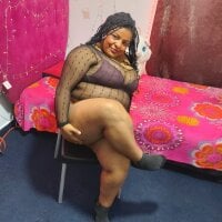 angyematture's Offline Chat Room