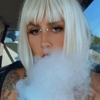 Xxxeenaaa's Offline Chat Room