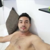 Jusxx_jhos' Offline Chat Room